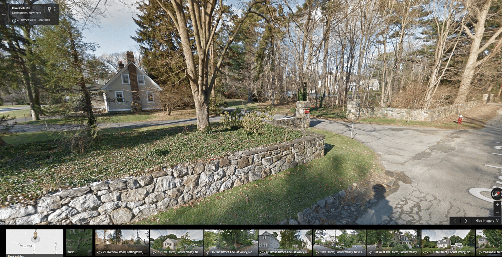 A neighborhood in Google Street View 