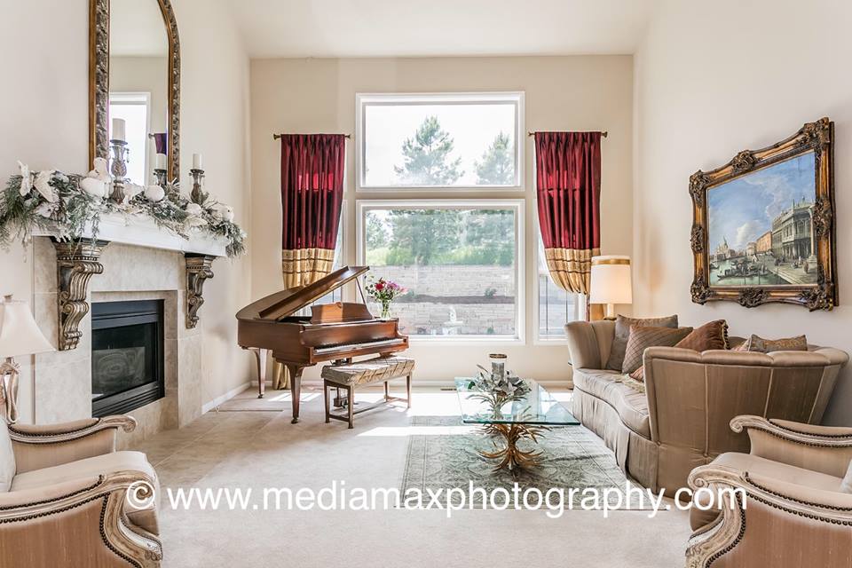 Media Max Photography living room photo