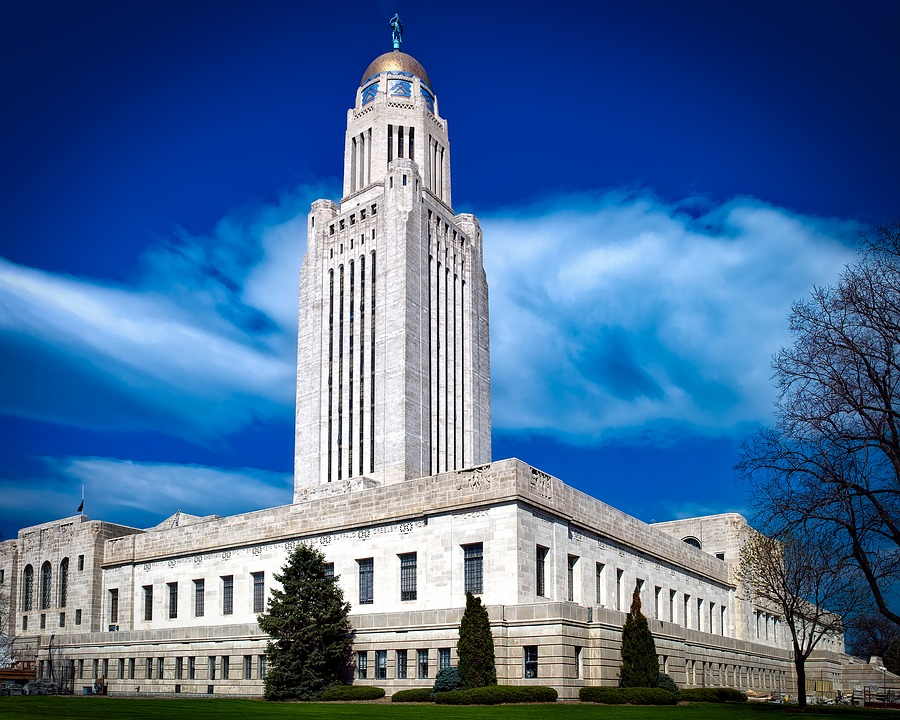 photo of the capitol building in Nebraska