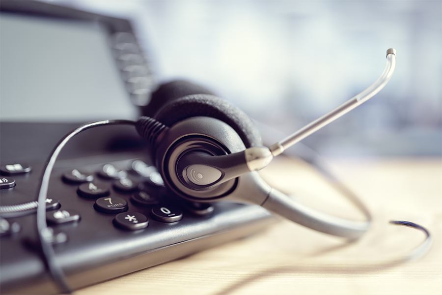 Noise cancelling headset on a VoIP telephone.