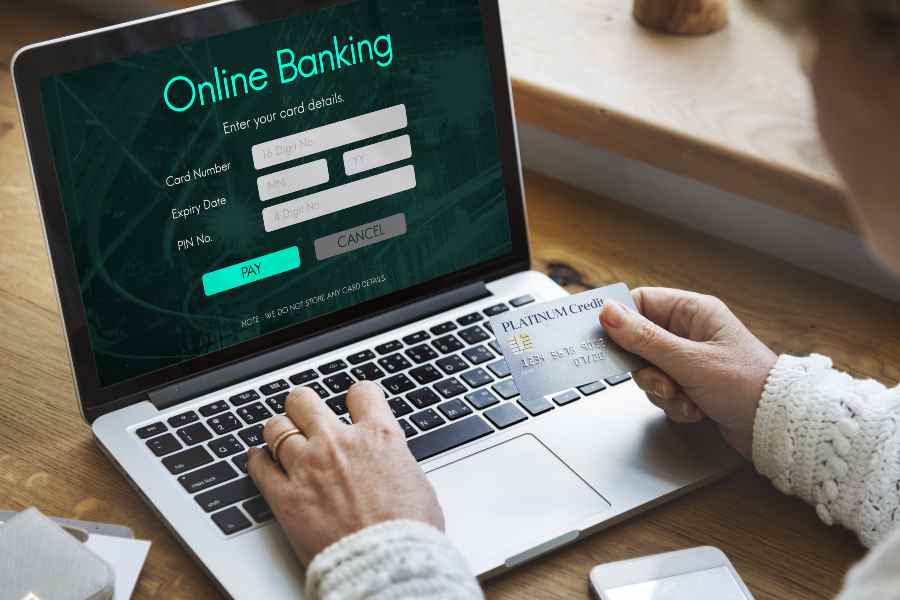 monitor with online banking