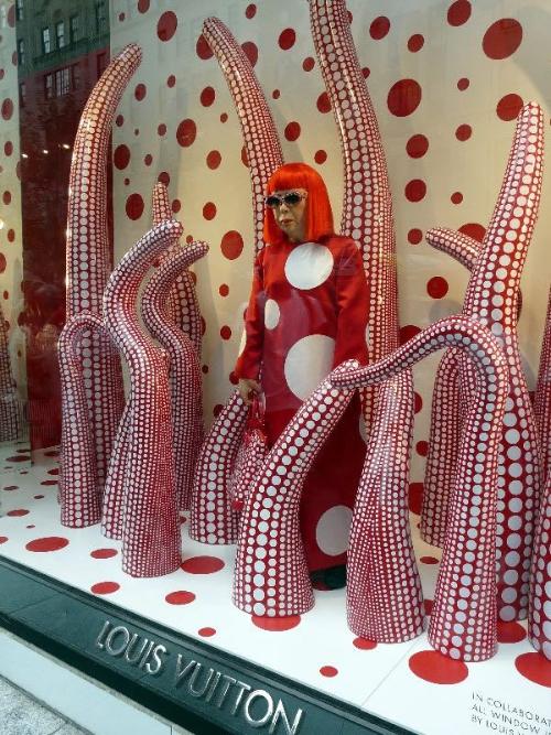 Louis Vuitton and LEGO creates holiday cheer with window display