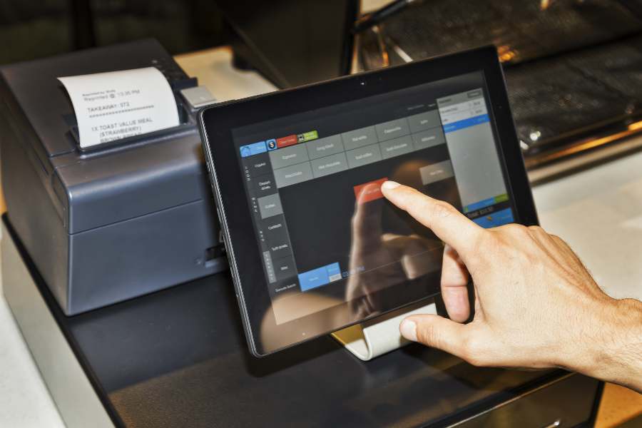 10 Benefits of Using a POS System