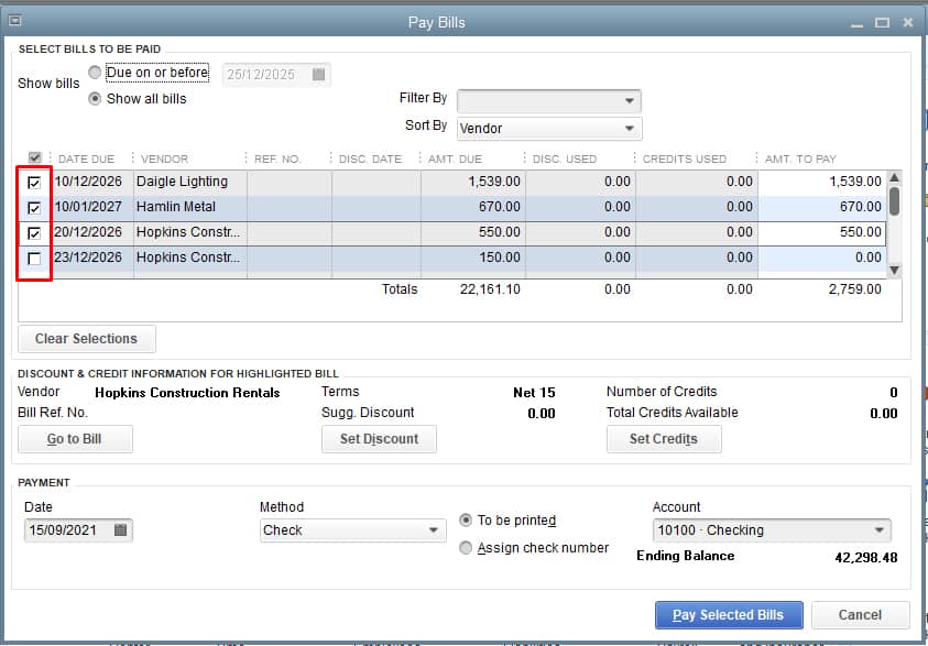 Screenshot de QuickBooks Desktop selectarea facturile care urmează să fie plătite