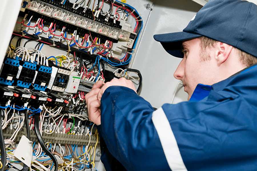 electrician fixing wirings