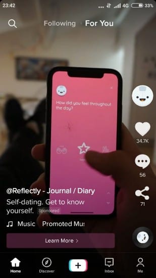 Screenshot of an In-Feed Ad Tor The Reflectly App