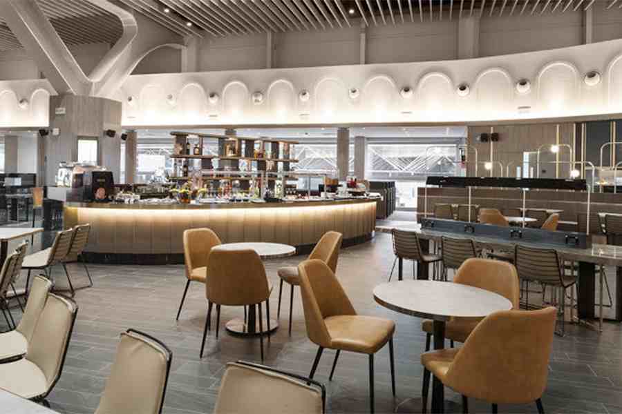 9 Best Business Credit Cards With Airport Lounge Access In 2023