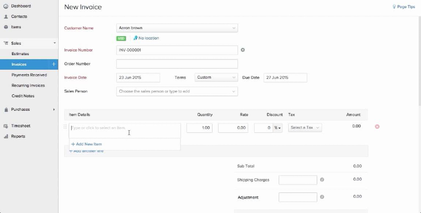 Creatine new invoice form in Zoho CRM.