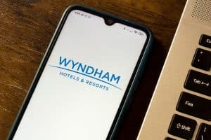 Wyndham hotel and restaurant on phone screen.