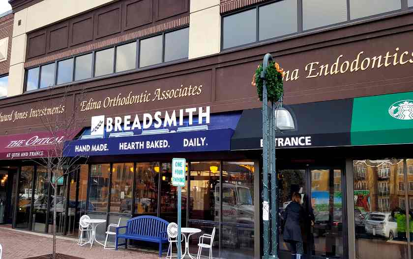 Showing awning signage of Breadsmith.