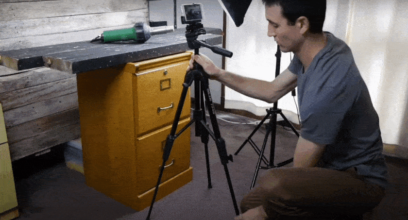 Showing a professional photographer demonstrates how to create smooth camera motion with your tripod.