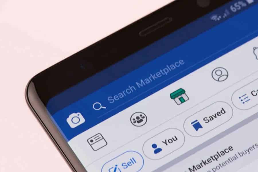 Facebook search bar for marketplace.