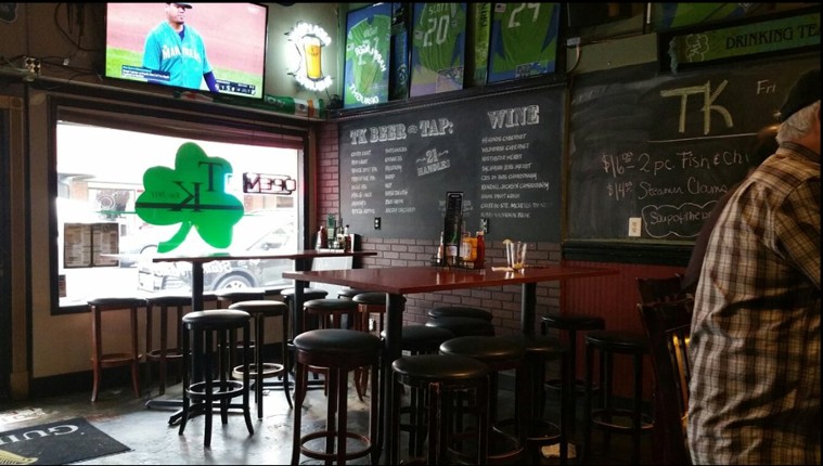 Example of an Irish theme bar.
