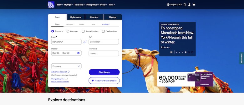 United homepage with two camels against bright blue sky and reservation widget in the foreground.