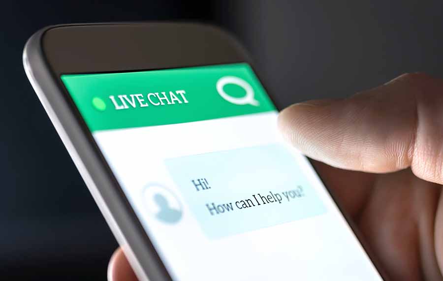 Showing a live chat on mobile.