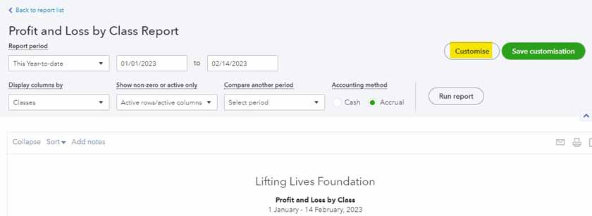 Image showing how to customize a profit and loss by class report with emphasize on the customize button as highlighted in yellow.