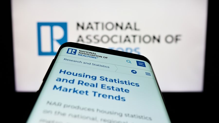 Webpage of US National Association of Realtors (NAR) on a phone screen