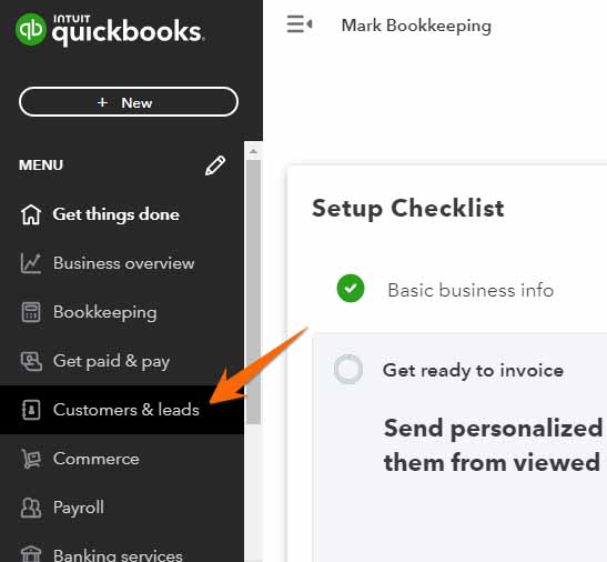 Screen showing how to navigate to the customer list in QuickBooks Online.