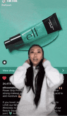 An example of a Tiktok influencer advertising beauty products