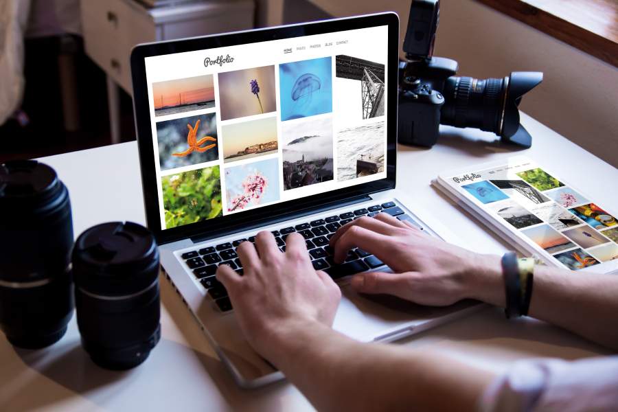 Website builder for artists and photographers