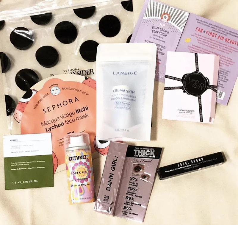 Sephora haul unboxing with lots of free samples.