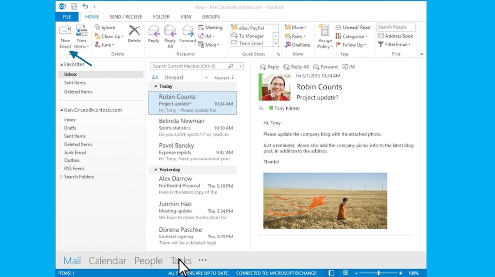 Composing a new email in the classic Outlook interface.