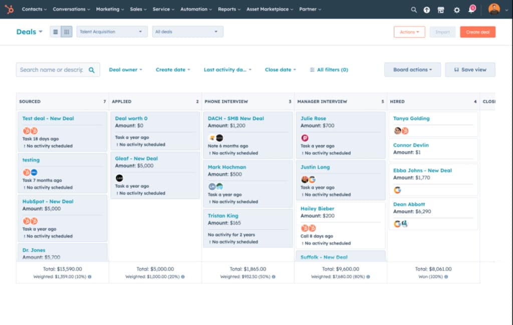 The HubSpot Deals tab features a Kanban-style deal pipeline with drag-and-drop functionality.